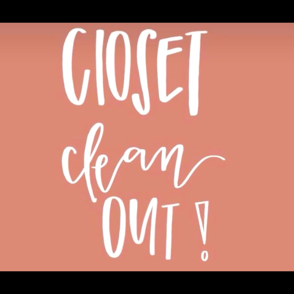 $10 & under- Closet clean out!!